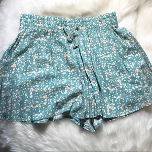 Floral flowy shorts